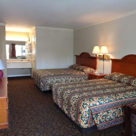 Long Beach Luxury Inn Экстерьер фото